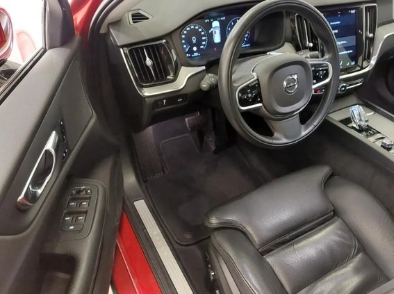 Volvo S60 cena 179900 przebieg: 31500, rok produkcji 2021 z Baranów Sandomierski małe 37